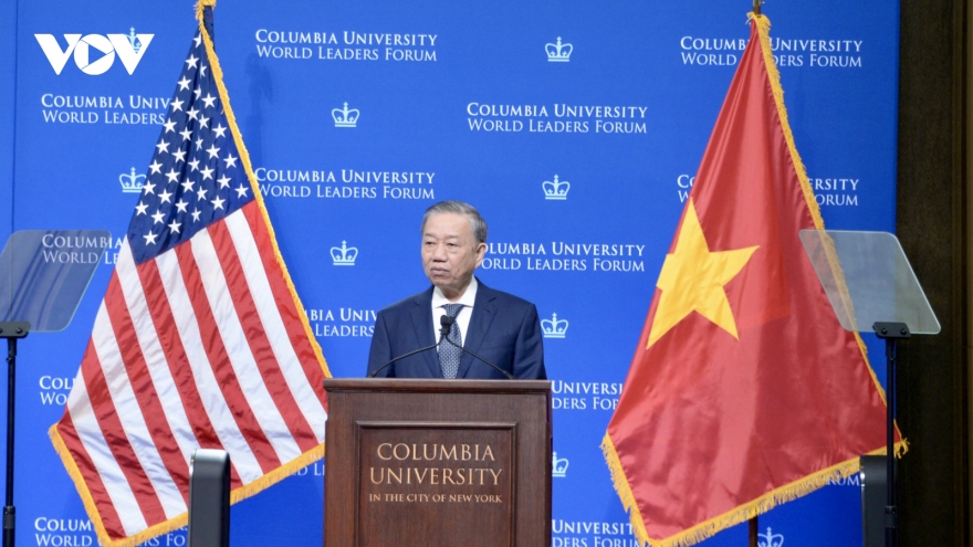 Party leader sheds light on Vietnam policy line during Columbia University speech